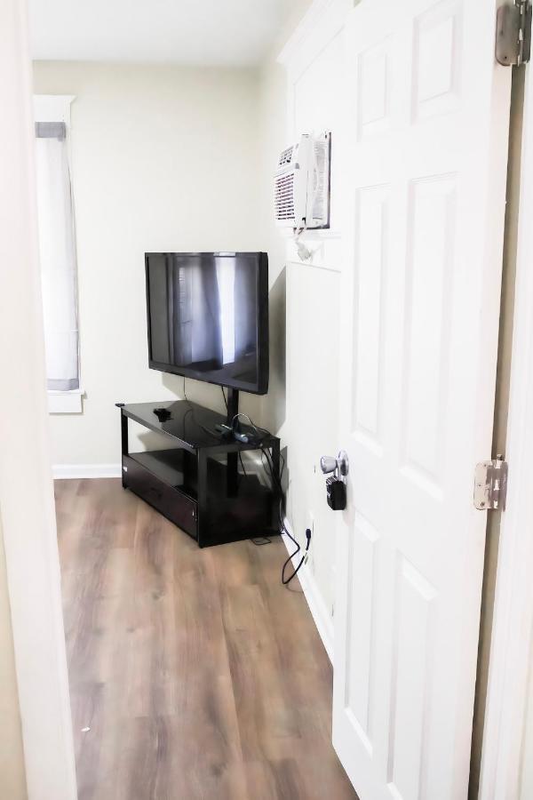 Cozy City Retreat Near Downtown Indianapolis- Private Bedroom Exterior foto